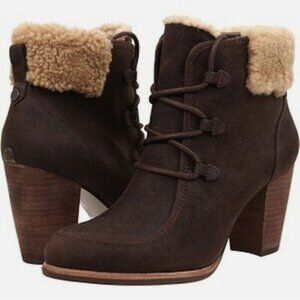NWOB UGG Analise Leather Lace Up Ankle Boots